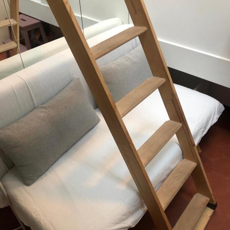 Charmant Nid Vue tout Paris Neuf Calme Clair Ascenseur AC - Appartement 1 Chambre - 10