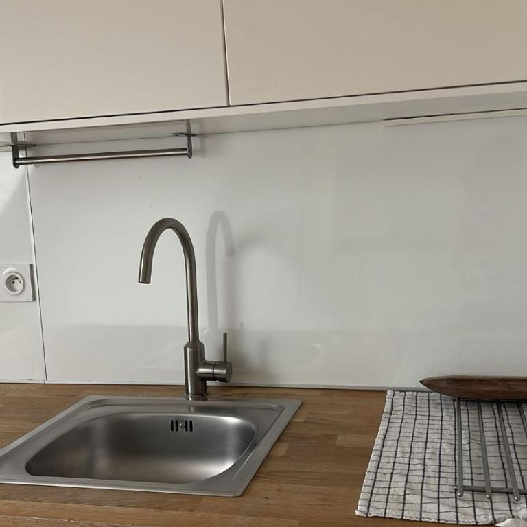 Charmant Nid Vue tout Paris Neuf Calme Clair Ascenseur AC - Appartement 1 Chambre - 7