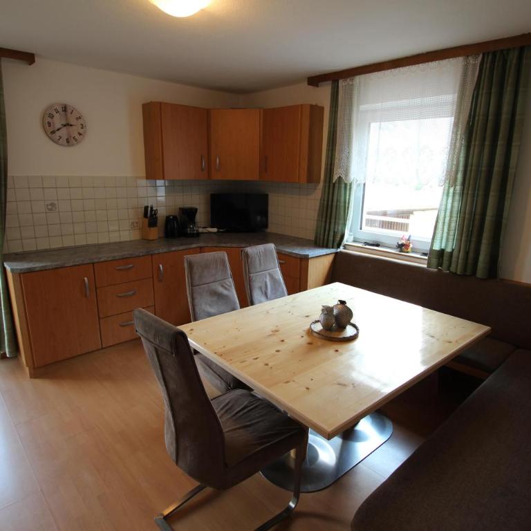 Haus Waldeck - Apartment mit Dusche - 8