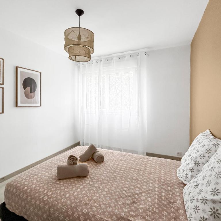Charmant T3 cosy proche de la plage et parking privé - Appartement 2 Chambres - 25
