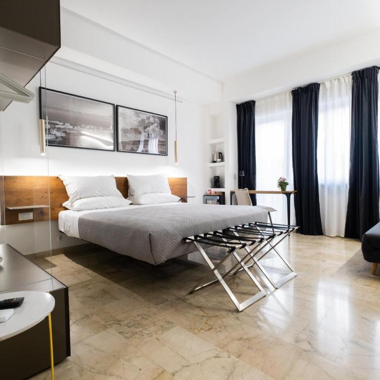 Talìa Rooms and Gallery - King Room - 14
