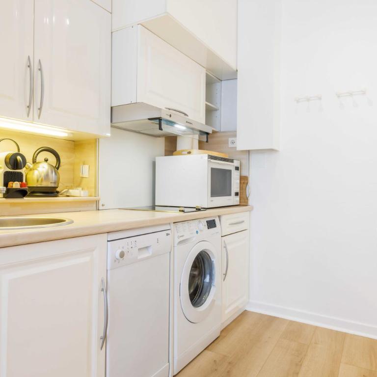Charming studio 2P in the heart of Paris - Maison de Vacances - 2