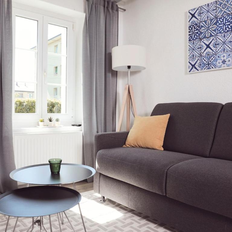 Bright & Modern 1-Bed Apt- Next to Public Transport RN18-2 - One-Bedroom Apartment - 3
