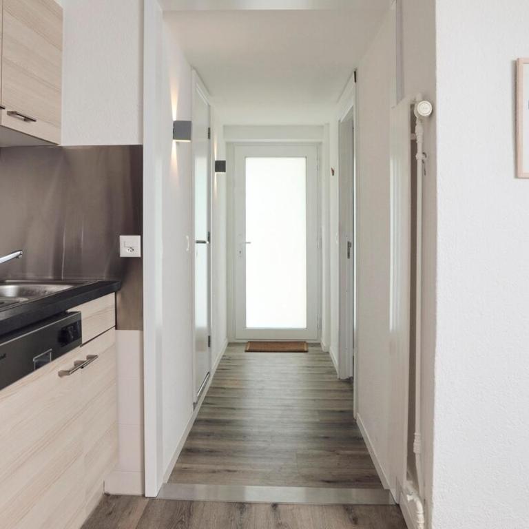 Bright & Modern 1-Bed Apt- Next to Public Transport RN18-2 - One-Bedroom Apartment - 7