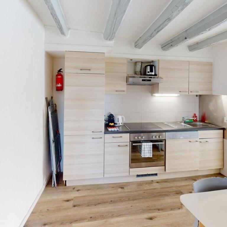 Bright & Modern 1-Bed Apt- Next to Public Transport RN18-2 - One-Bedroom Apartment - 8