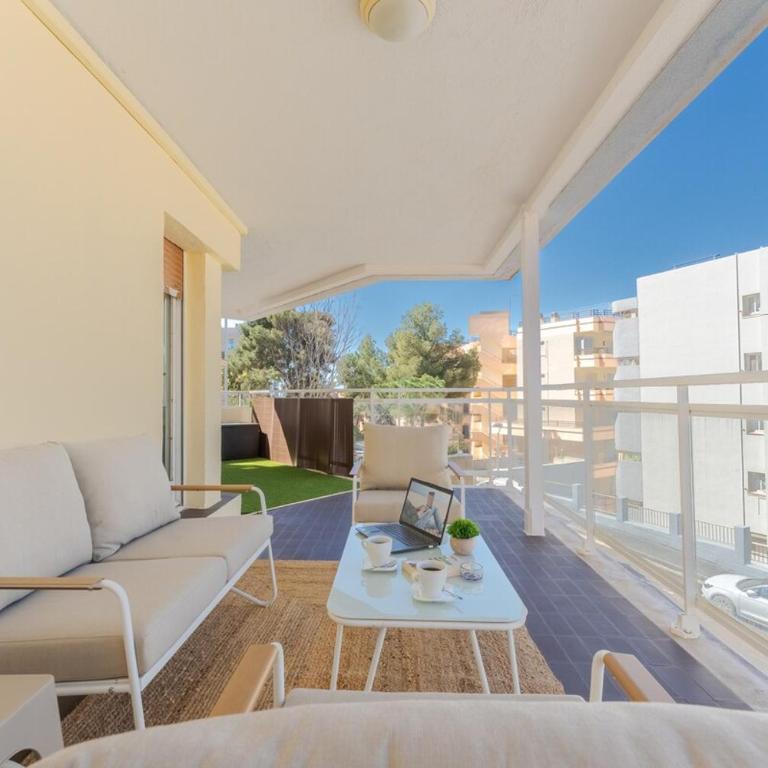2-Bedroom Apartment with Terrace & Parking, 3 Min from Beach - Apartamento de 2 dormitorios con terraza - 28