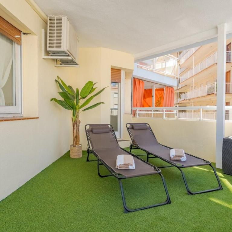 2-Bedroom Apartment with Terrace & Parking, 3 Min from Beach - Apartamento de 2 dormitorios con terraza - 5