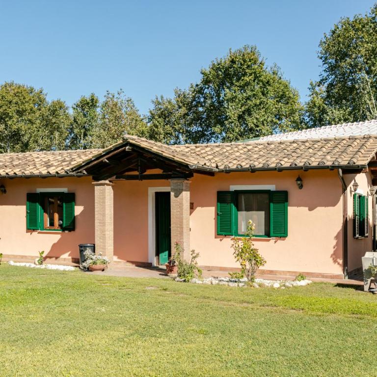 Villa with Large Garden and Free Parking - Villa con 1 Camera da Letto - 1