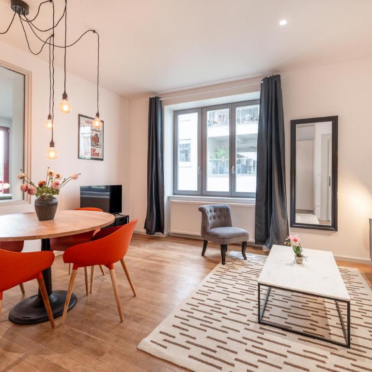 Chez Nina - Neuf - Haut de Gamme - Tram - Proche centre-ville - Tout confort - Appartamento con 1 Camera da Letto - 1