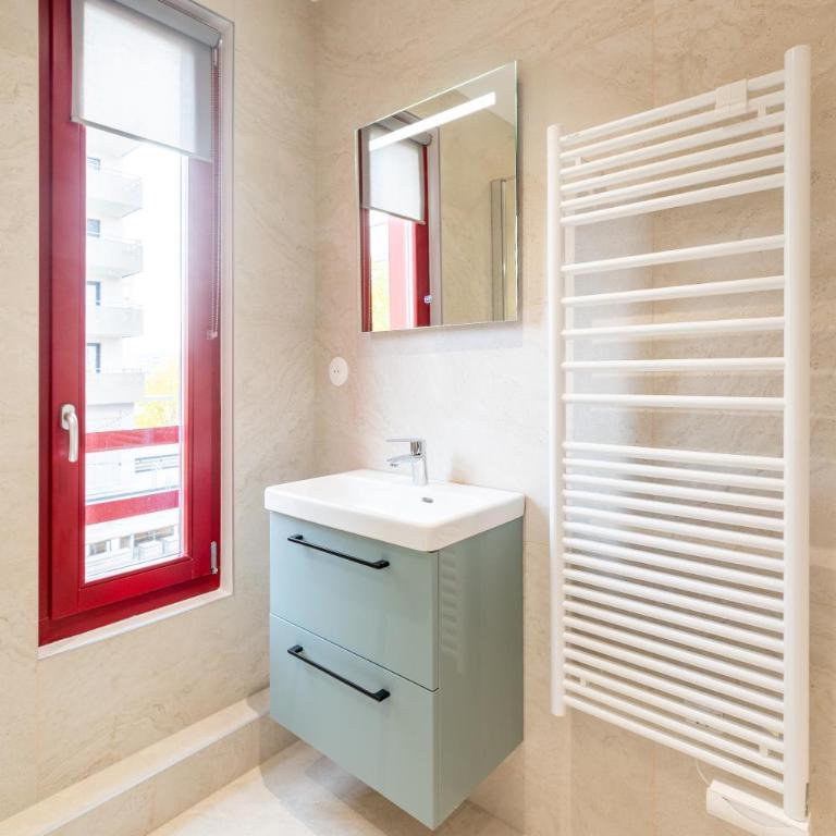 Chez Nina - Neuf - Haut de Gamme - Tram - Proche centre-ville - Tout confort - Appartamento con 1 Camera da Letto - 4