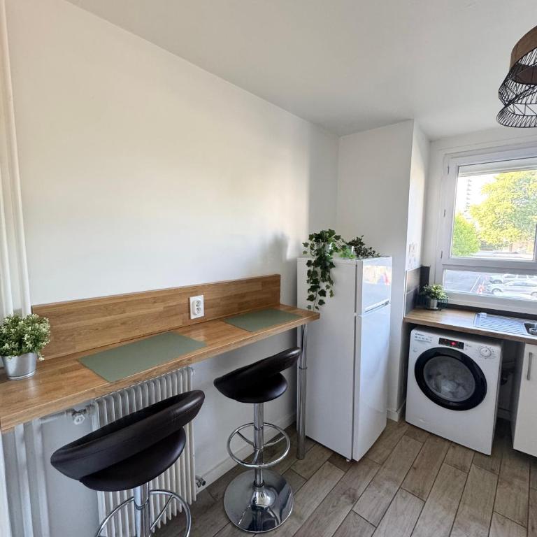 Chambre Evasion Tout confort Saint Marceau - Chambre Double avec Salle de Bains Commune - 8