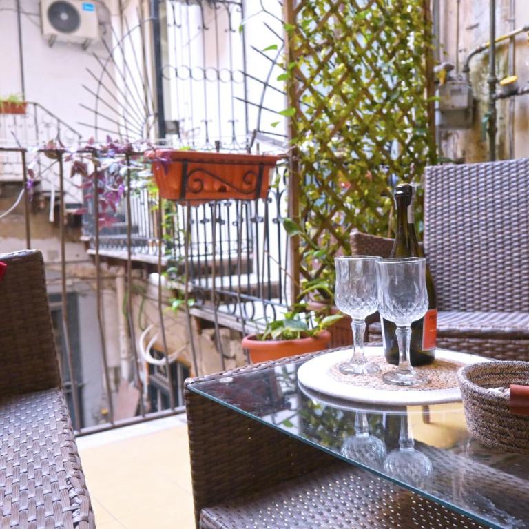 Sunrise B&B - Two-Bedroom Apartment with Terrace - 8