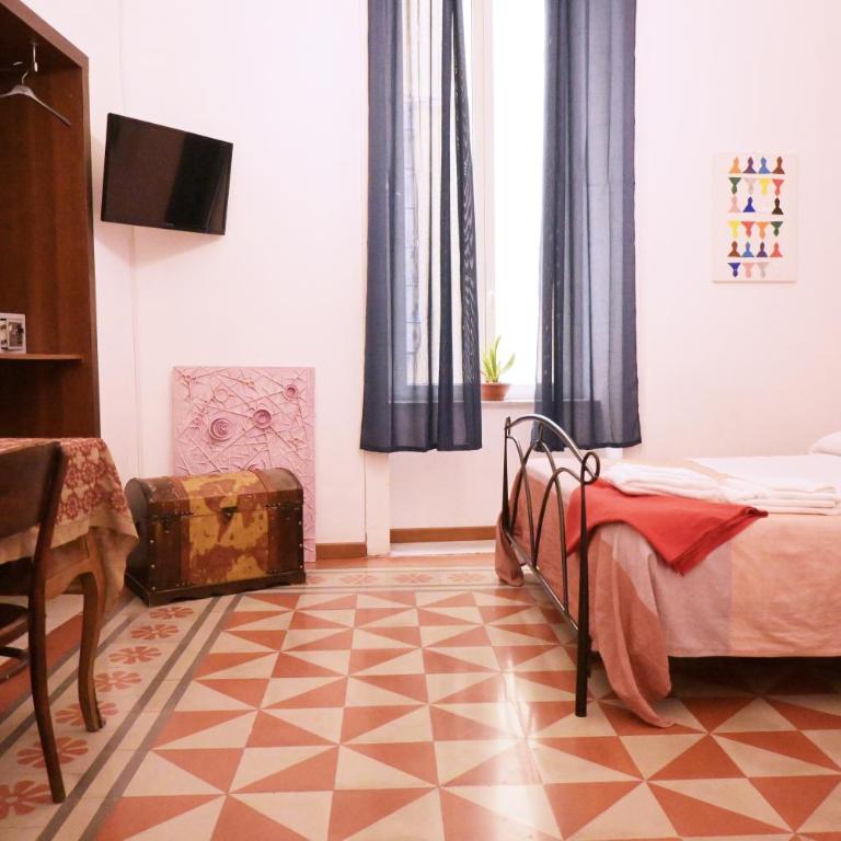Sunrise B&B - Two-Bedroom Apartment with Terrace - 12