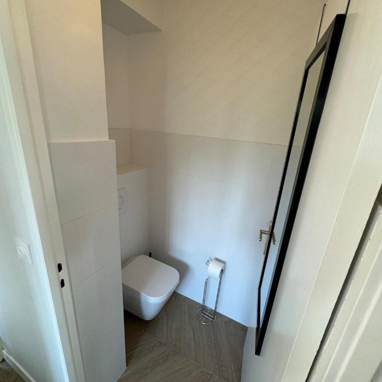 3-room apartment in Antibes - Swimming pool - Sea view - Appartement 2 Chambres - 13