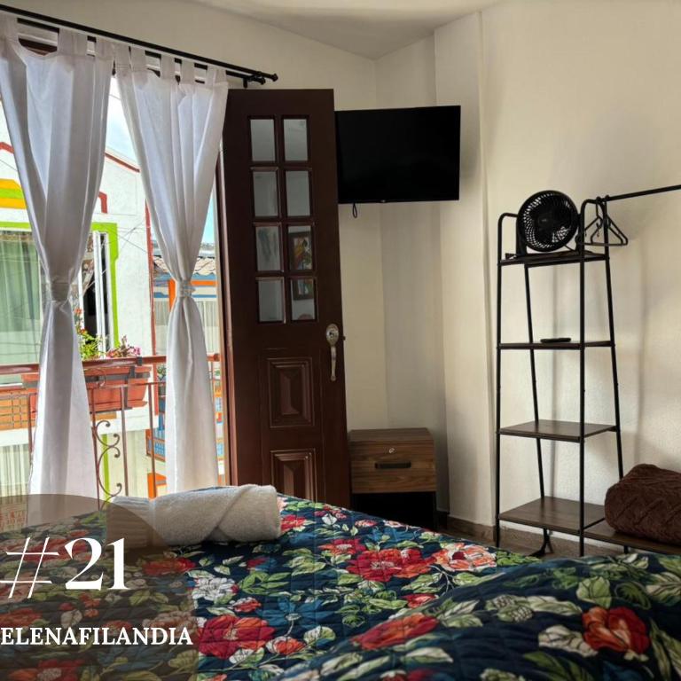 HC Helena - Habitación Doble con balcón - 7