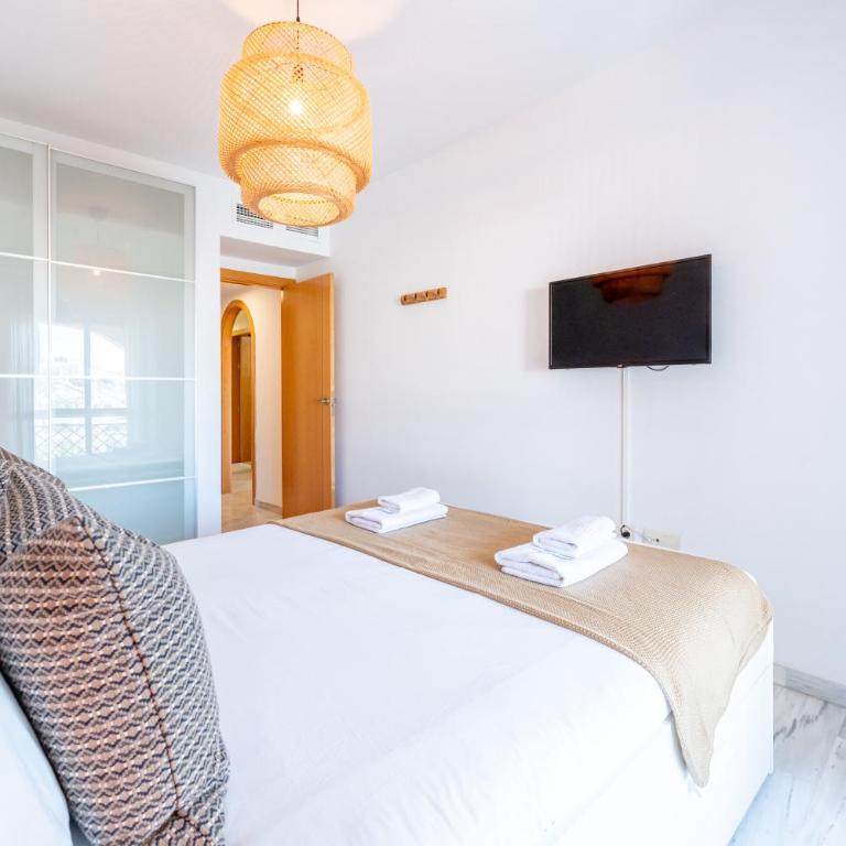 VB Albatros - 2BR Apartment Close to the sea - Two-Bedroom Apartment - 3