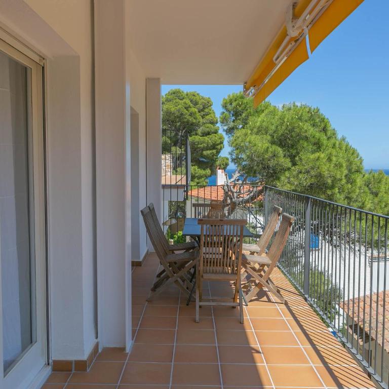 2 bedroom apartment with sea views terrace 2 minutes walking to Sa Tuna in Begur H44 - Apartment - 8
