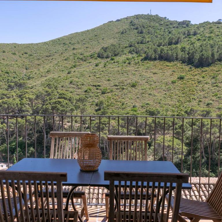 2 bedroom apartment with sea views terrace 2 minutes walking to Sa Tuna in Begur H44 - Apartment - 10