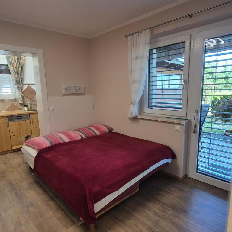 Ferienwohnungen Oranhof - Apartment mit 1 Schlafzimmer und Terrasse - Saisser See - 3