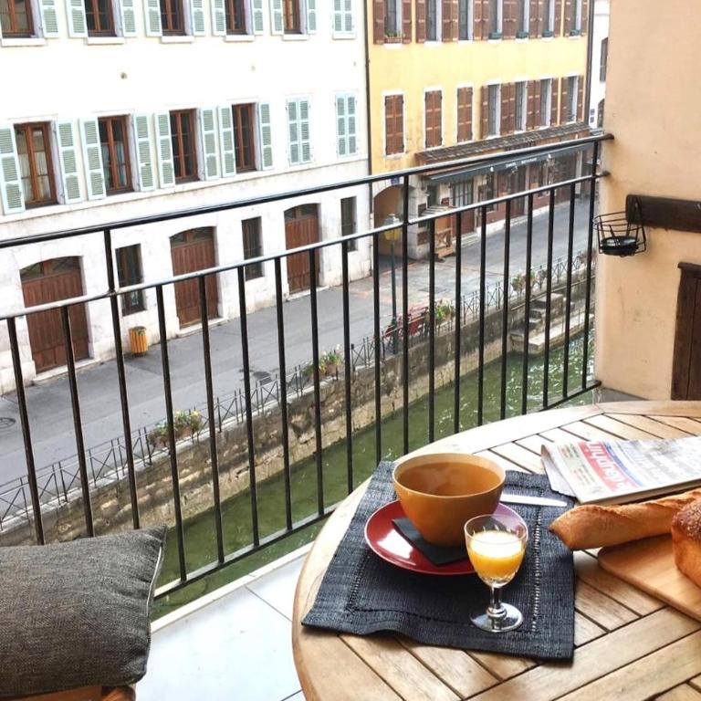 SUR LE THIOU, Cosy 2 pers, en vieille ville - One-Bedroom Apartment - 1