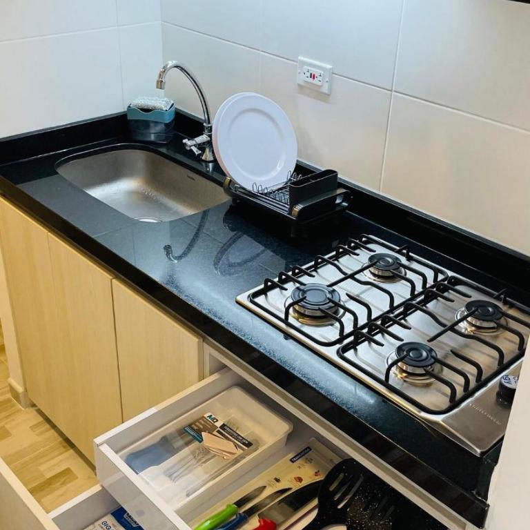 Apartamento Sector Samaria, cerca al Parque Deportivo - Apartamento - 4