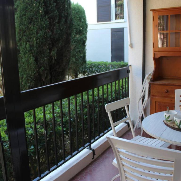 Appartement T2 avec terrasse et parking à 400 m du Port - 4RS207 - Apartment with Terrace - 2
