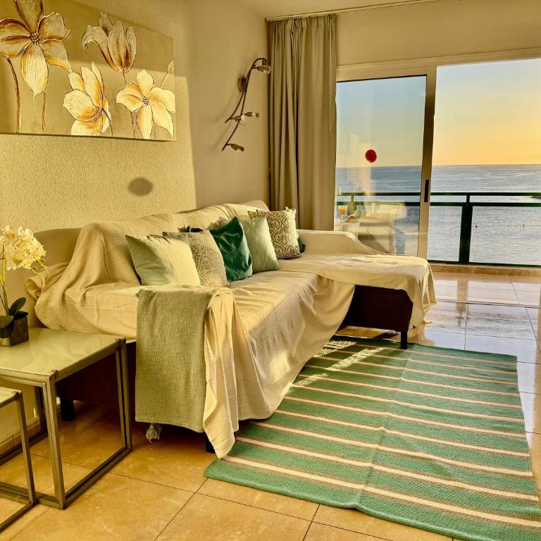 NEW THE TERRACE BY THE SEA -Infinity views & Aircond- Comodoro, Los Cristianos, Tenerife - Apartamento de 1 dormitorio - 10