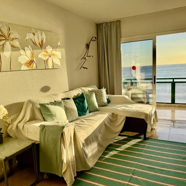 NEW THE TERRACE BY THE SEA -Infinity views & Aircond- Comodoro, Los Cristianos, Tenerife - Apartamento de 1 dormitorio - 4