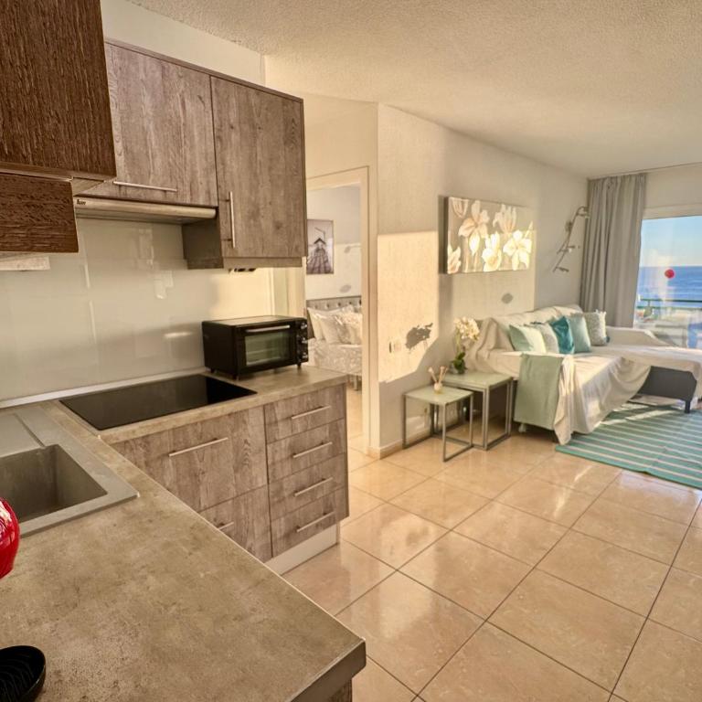 NEW THE TERRACE BY THE SEA -Infinity views & Aircond- Comodoro, Los Cristianos, Tenerife - Apartamento de 1 dormitorio - 39