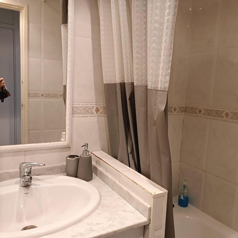 Vivalidays Katalin - Fenals - LLoret de Mar - Apartamento con balcón - 15