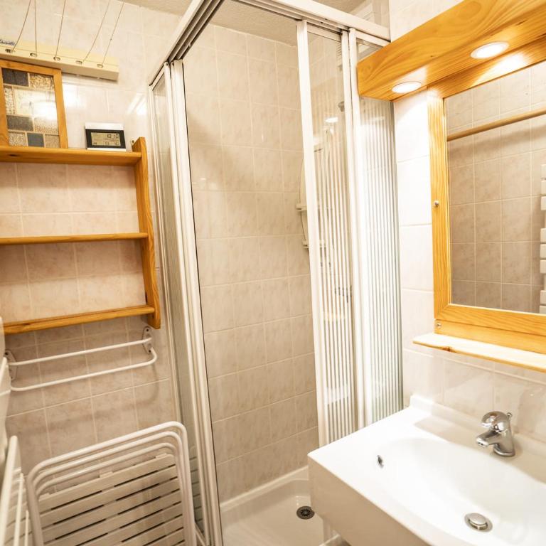 Appartement 3 Pièces Châtel, 6 Pers, Balcon Sud, Proche Centre et Navettes, Parking Inclus - FR-1-676-109 - Appartement - 10
