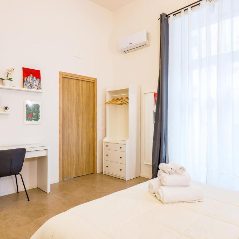 Art Apartment by Napoliapartments - Appartamento - 4