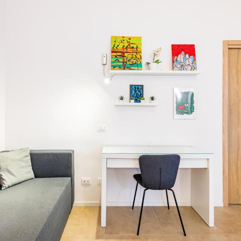 Art Apartment by Napoliapartments - Appartamento - 10