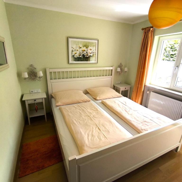 Ferienwohnungen Haus Irene - Apartment mit 1 Schlafzimmer und Terrasse - 1