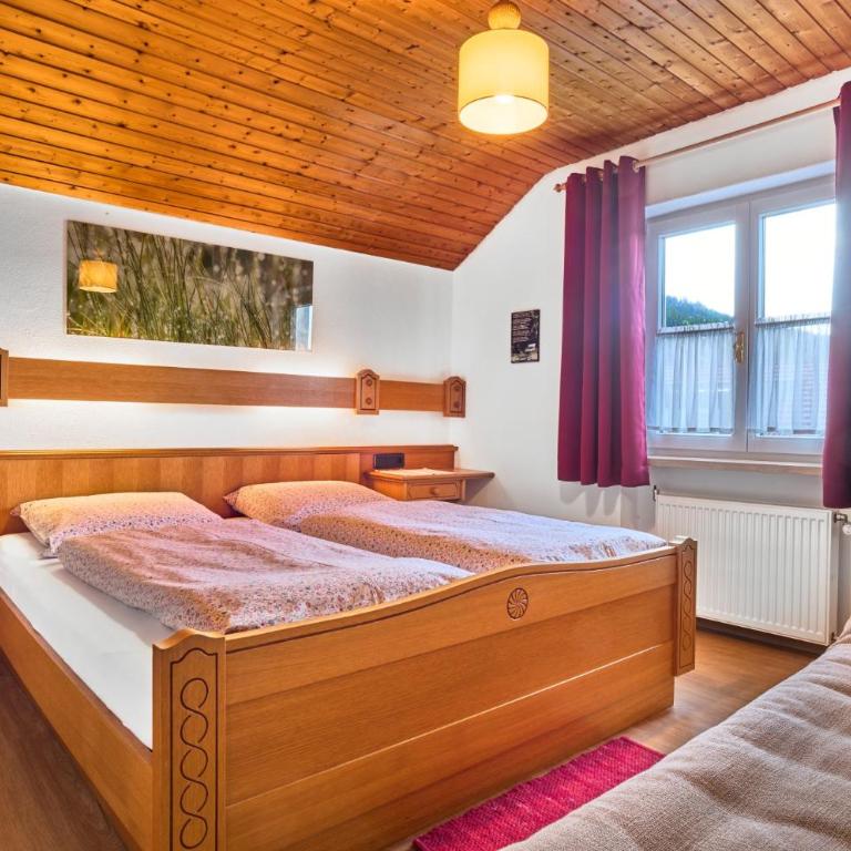 Ferienwohnungen Haus Irene - Apartment mit 1 Schlafzimmer und Balkon - 2