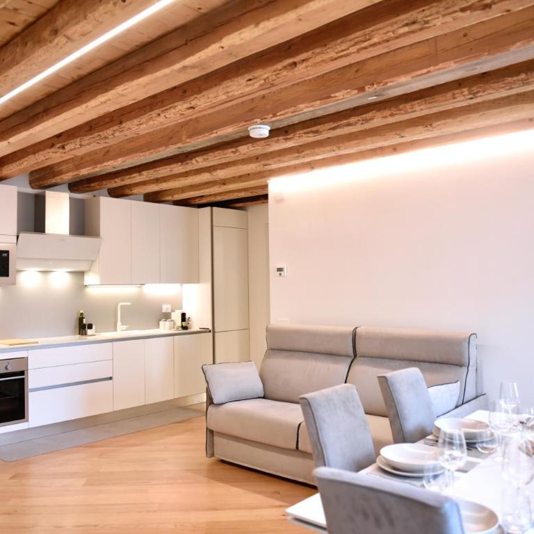 Udine Urban Nest - Appartamento con 2 Camere da Letto - 2