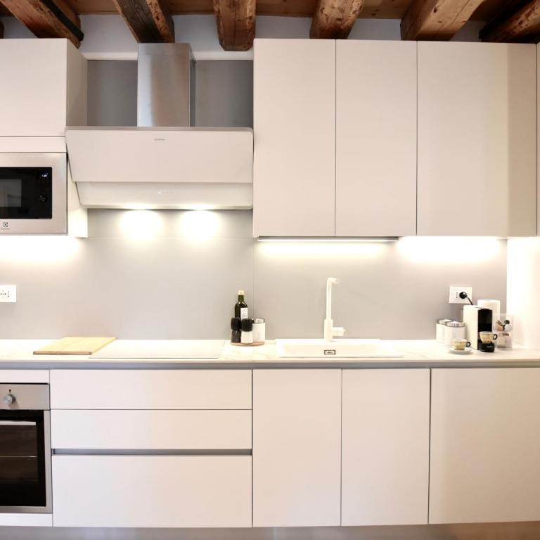Udine Urban Nest - Appartamento con 2 Camere da Letto - 10