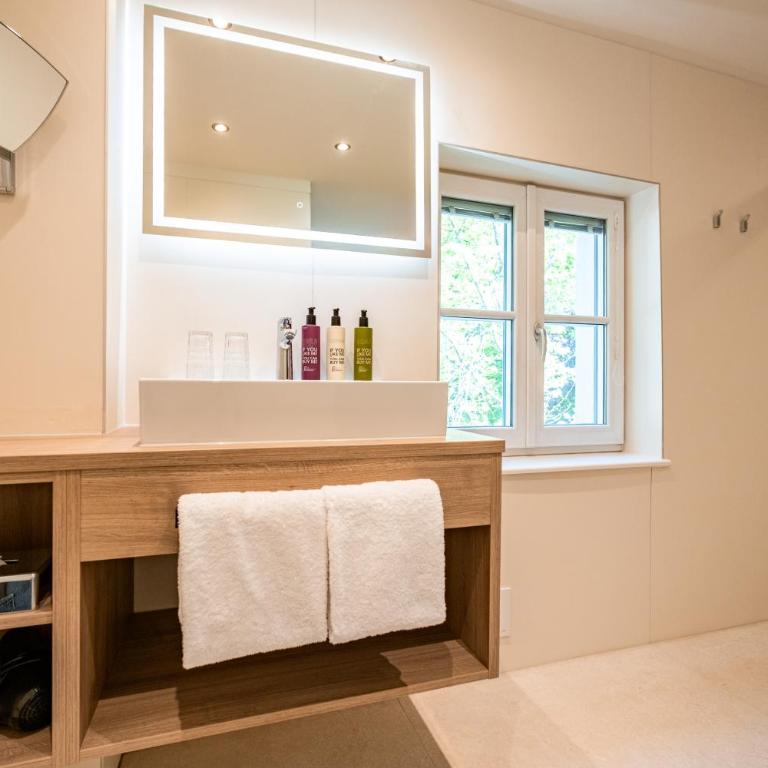 Hotel Rosenvilla - Junior Suite - 8