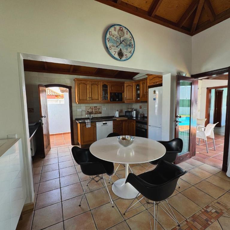 Villa Corralejo Beach - Villa con piscina privada - 11
