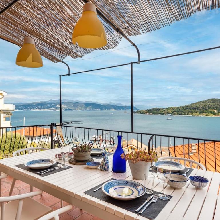 Porto sea view-Terrace & AC - Appartamento con 2 Camere da Letto e Vista Mare - 4