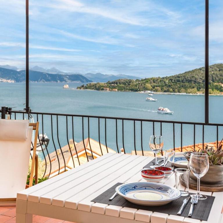 Porto sea view-Terrace & AC - Appartamento con 2 Camere da Letto e Vista Mare - 13