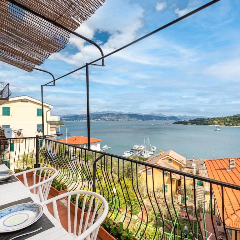 Porto sea view-Terrace & AC - Appartamento con 2 Camere da Letto e Vista Mare - 23