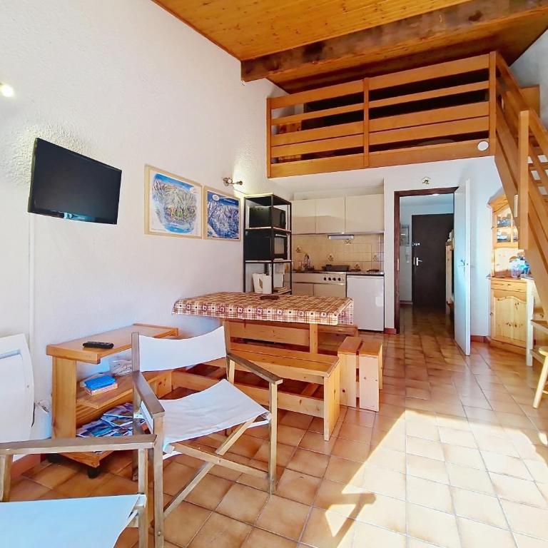 Alpenlake AP120 VIEW & NATURE 5 pers - Studio avec Balcon - 3