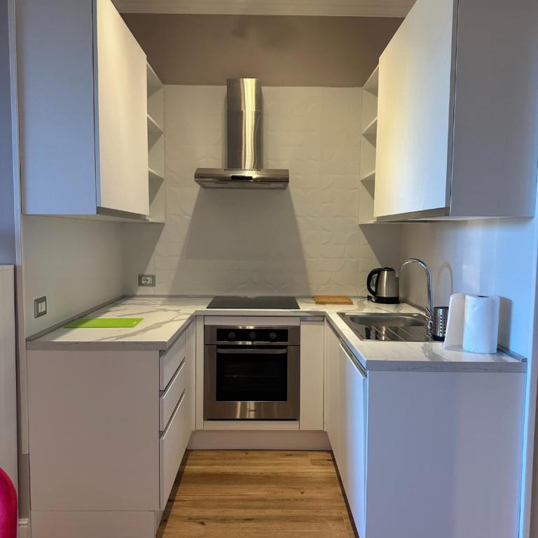 Appartamento Panoramico 2-4 persone Metro Cornelia - Appartamento con 1 Camera da Letto - 4