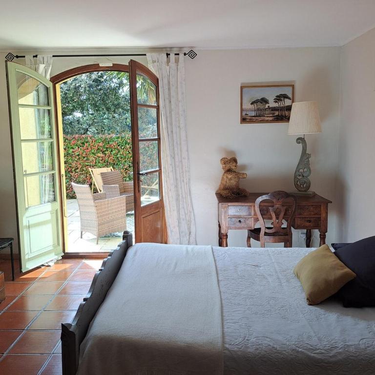 Rez de jardin villa independant Presqu'ile de Giens - Apartment - 15