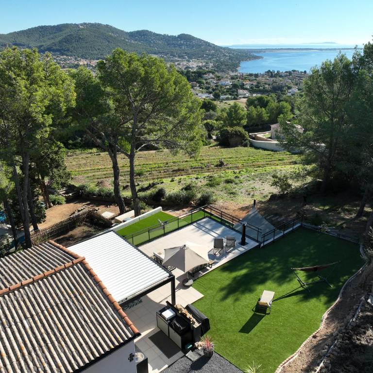 Résidences des Peyrons vue mer et les Iles d'Or - Maison 2 Chambres - 11
