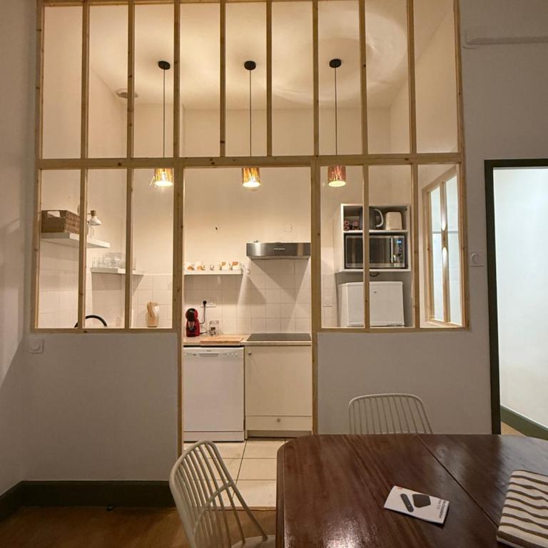 appartement lumineux cosy 4 couchages coeur de narbonne - Apartamento - 56