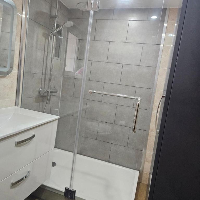 T3 rez-de-chaussée, terrasse, proche stade Vélodrome - Apartment mit 1 Schlafzimmer - 3