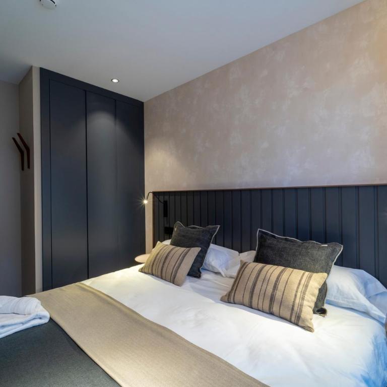 Heritage Suites Oviedo - Apartamento Deluxe - 27