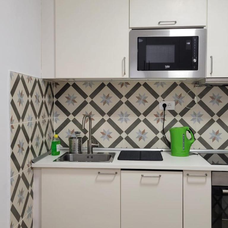 Apartment MAJT - One-Bedroom Apartment - 11
